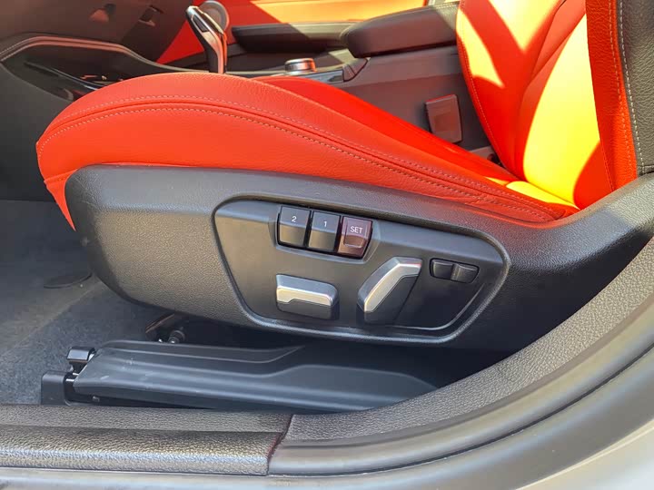 BMW 1 Series 2023 2023款 125i M运动曜夜版