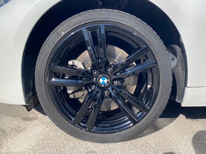 BMW 1 Series 2023 2023款 125i M运动曜夜版