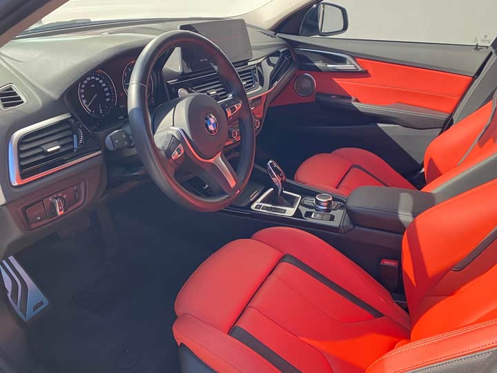 BMW 1 Series 2023 2023款 125i M运动曜夜版