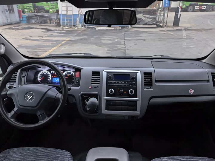 Foton G7 2021 2021款 2.4L汽油商运版长轴高顶6座明窗4K22D4M