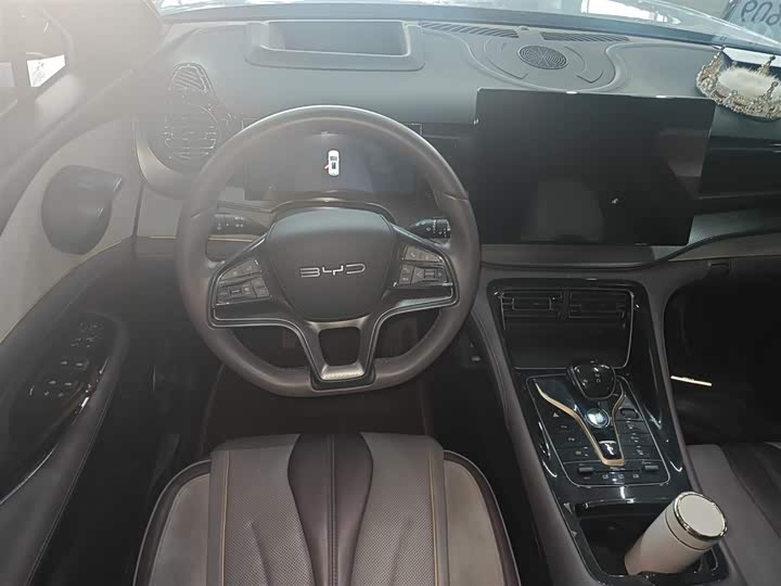 BYD Frigate 07 2023 2023款 DM-p 175KM 四驱旗舰型