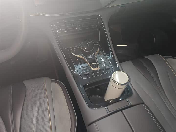 BYD Frigate 07 2023 2023款 DM-p 175KM 四驱旗舰型