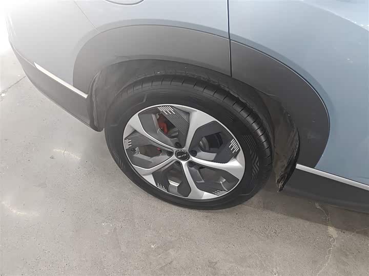 BYD Frigate 07 2023 2023款 DM-p 175KM 四驱旗舰型