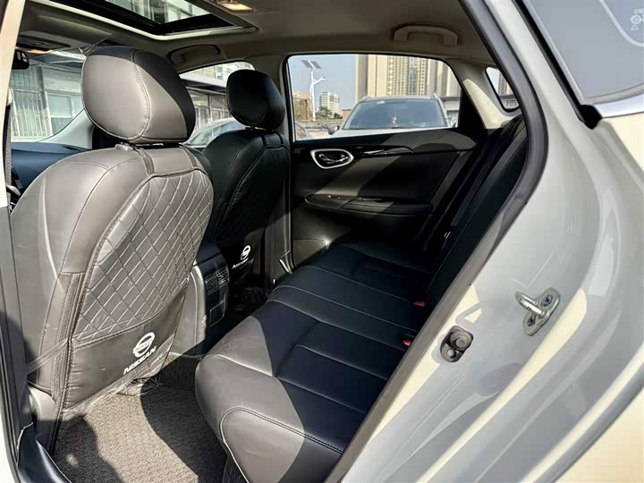 Nissan Sylphy 2024 2024款 经典 1.6XL CVT豪华版