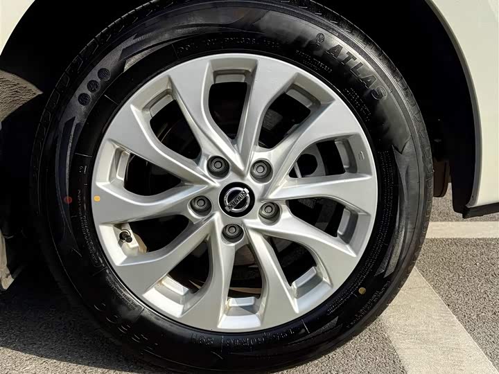 Nissan Sylphy 2024 2024款 经典 1.6XL CVT豪华版