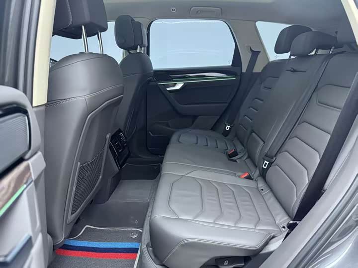 Volkswagen Touareg 2023 2023款 2.0TSI 锐尚版