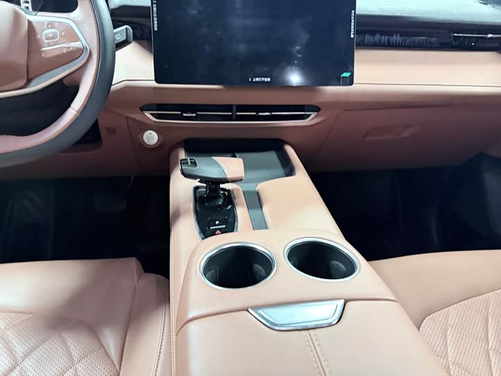 Changan UNI-Z Hybrid 2024 2024款 蓝鲸智电iDD 125km 卓越型