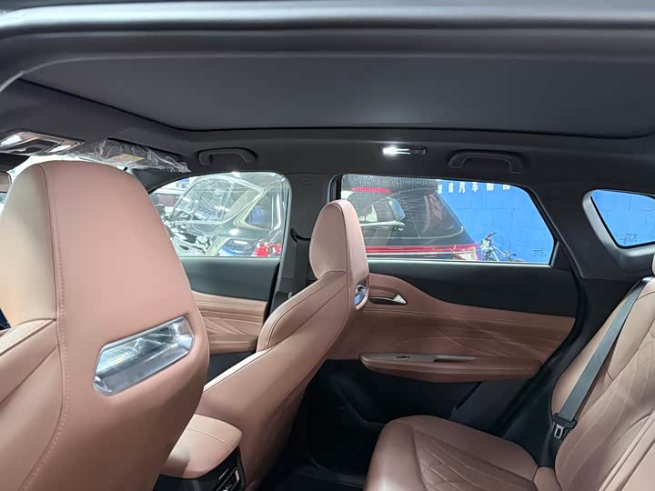 Changan UNI-Z Hybrid 2024 2024款 蓝鲸智电iDD 125km 卓越型