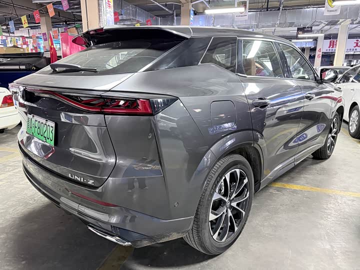 Changan UNI-Z Hybrid 2024 2024款 蓝鲸智电iDD 125km 卓越型