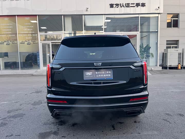 Cadillac XT6 2025 2025款 2.0T 六座四驱尊贵行政黑标版