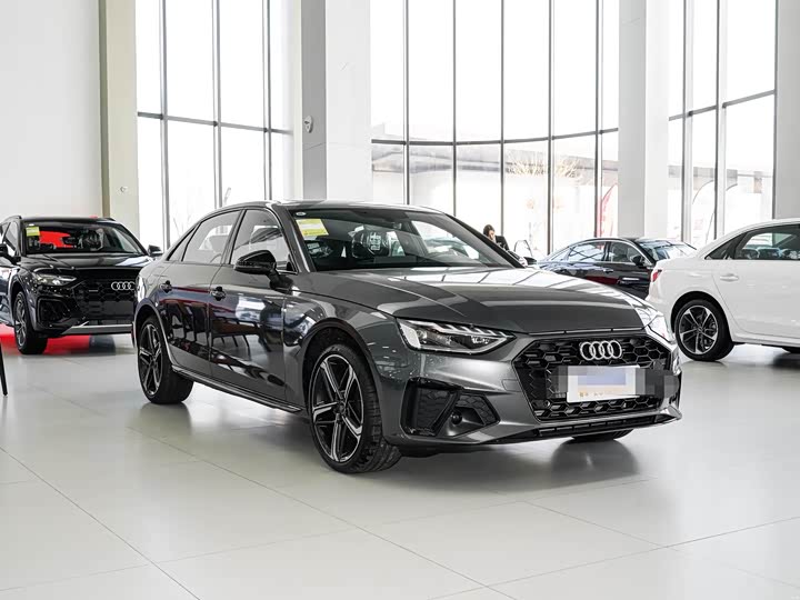 Audi A4L 2025 2025款 200万辆悦享版 40 TFSI 豪华动感型