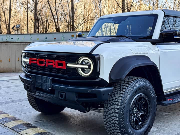 Ford Bronco 2024 2024款 2.3T 荒地