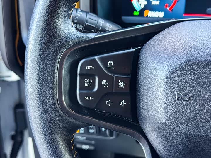 Ford Bronco 2024 2024款 2.3T 荒地