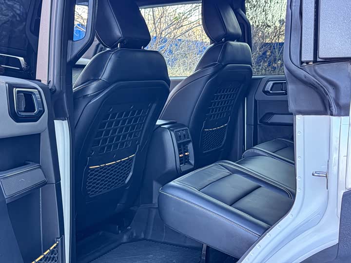 Ford Bronco 2024 2024款 2.3T 荒地