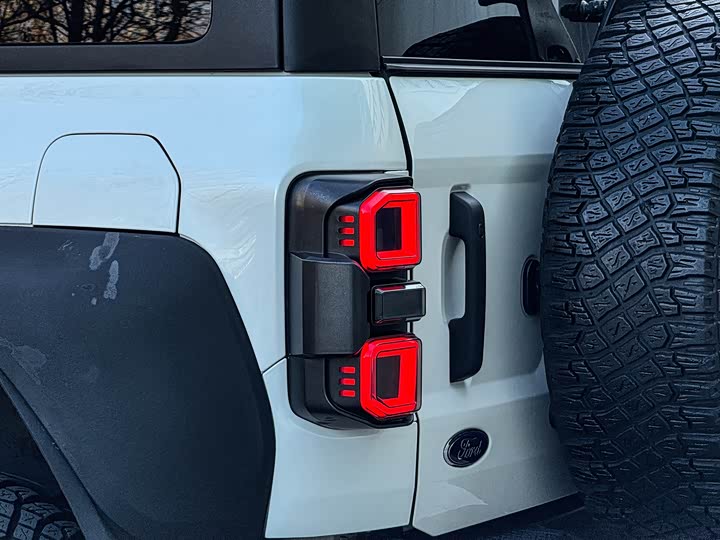 Ford Bronco 2024 2024款 2.3T 荒地