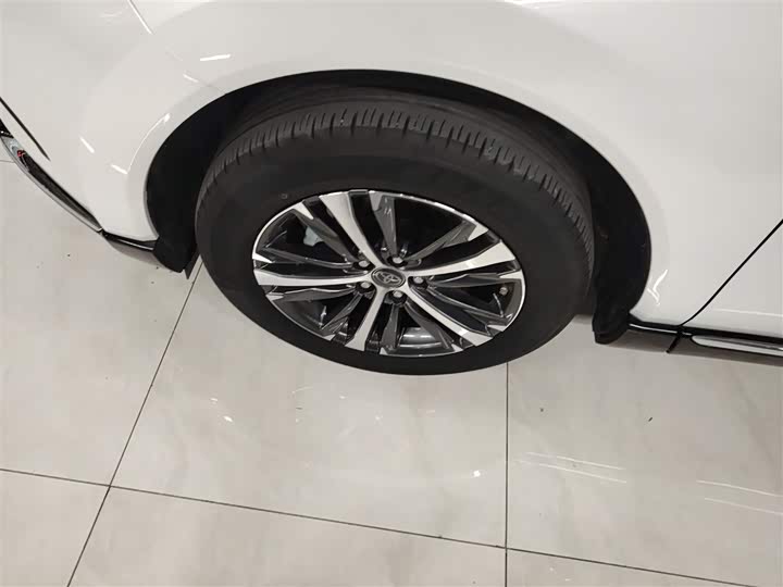 Toyota Venza 2023 2023款 2.0L CVT两驱豪华版