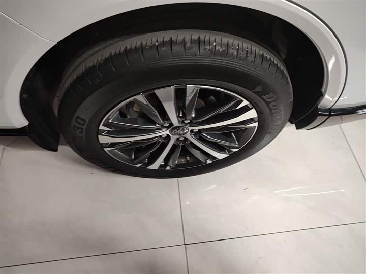 Toyota Venza 2023 2023款 2.0L CVT两驱豪华版