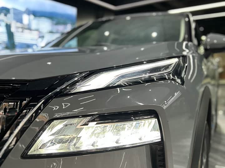 Nissan X-Trail 2023 2023款 e-POWER 超混双电机四驱豪华版