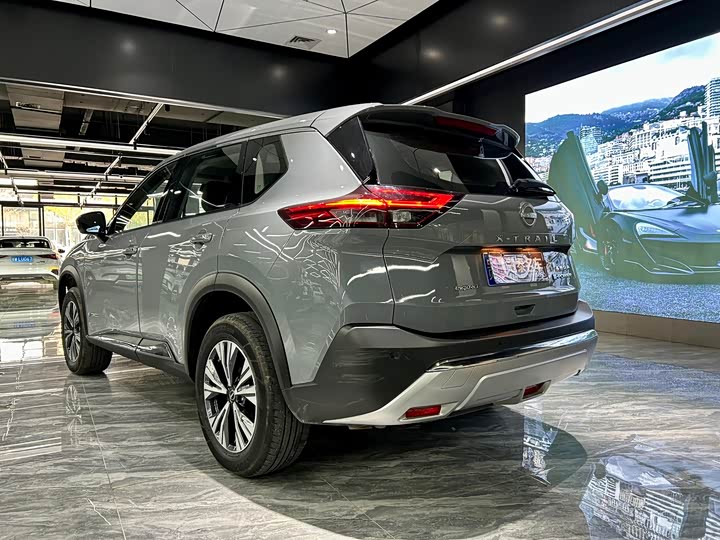 Nissan X-Trail 2023 2023款 e-POWER 超混双电机四驱豪华版