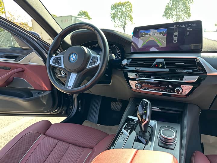 BMW 5 Series Hybrid 2022 2022款 改款二 535Le 先锋版M运动套装