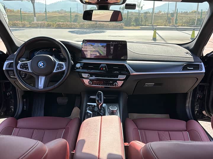 BMW 5 Series Hybrid 2022 2022款 改款二 535Le 先锋版M运动套装