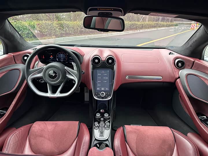 McLaren GT 2023 2023款 4.0T 标准型