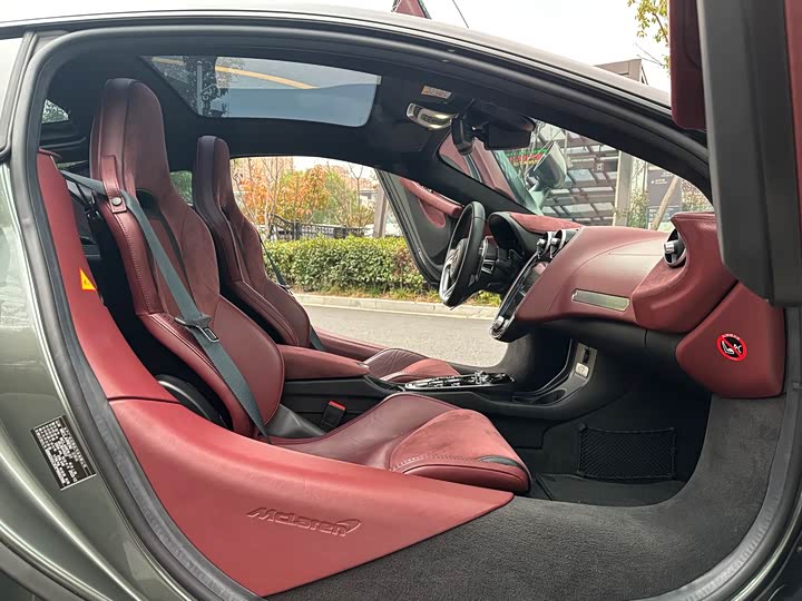 McLaren GT 2023 2023款 4.0T 标准型