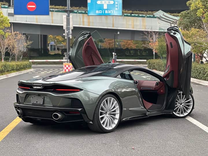 McLaren GT 2023 2023款 4.0T 标准型