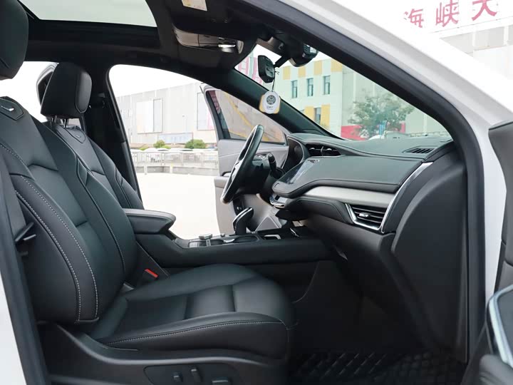 Cadillac XT4 2023 2023款 28T 两驱豪华型