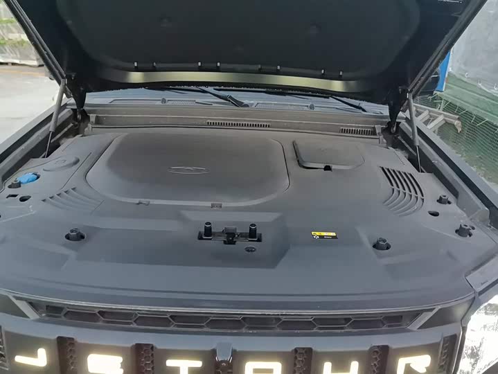 Jetour T2 2025 2025款 1.5TD DCT两驱探索