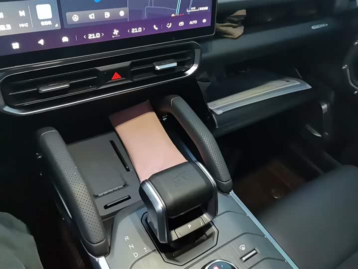 Jetour T2 2025 2025款 1.5TD DCT两驱探索