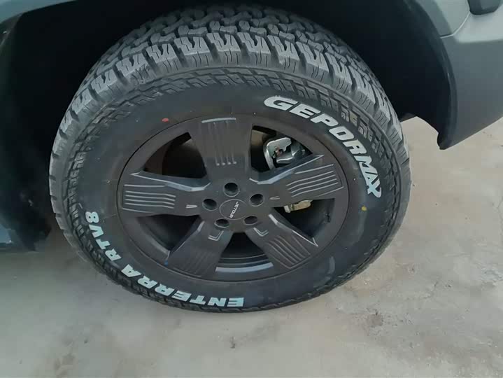 Jetour T2 2025 2025款 1.5TD DCT两驱探索