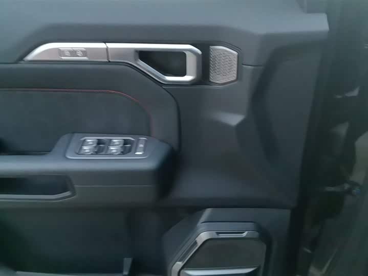 Jetour T2 2025 2025款 1.5TD DCT两驱探索