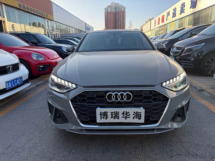 Audi A4 2021 2021款 Avant 先锋派 40 TFSI 时尚动感型