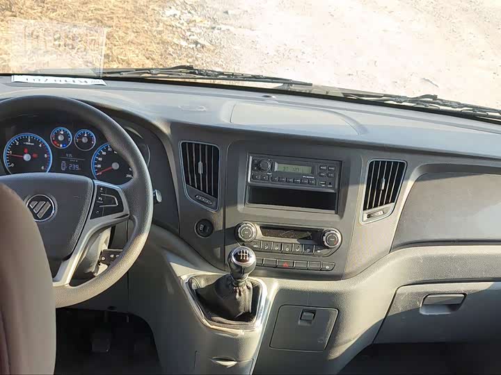 Foton Tuyano 2024 2024款 都市版多功能 2.0T手动 短轴低顶 后单胎5/6/9座