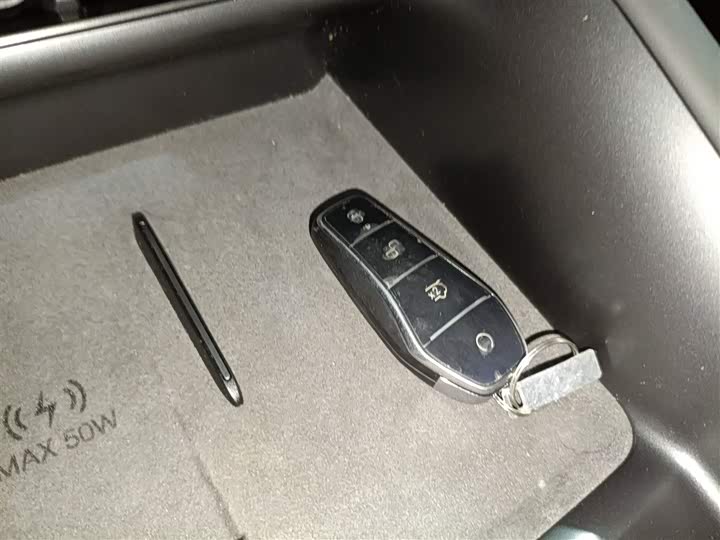 BYD Song L 2025 2025款 智驾版 662km 激光雷达卓越型