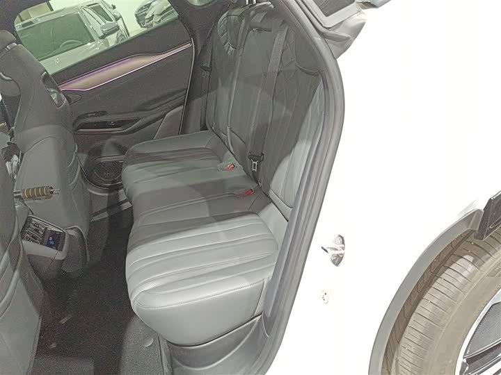 BYD Song L 2025 2025款 智驾版 662km 激光雷达卓越型