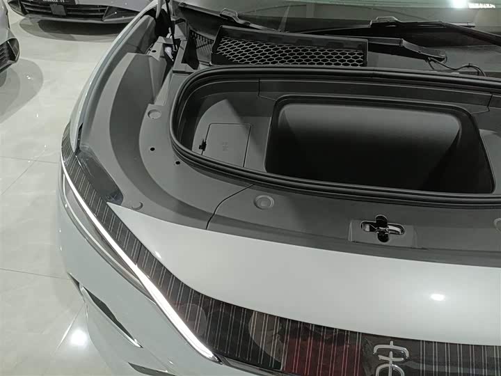 BYD Song L 2025 2025款 智驾版 662km 激光雷达卓越型