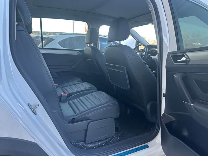 Volkswagen Touran L 2021 2021款 途安L 280TSI DSG拓界版 7座