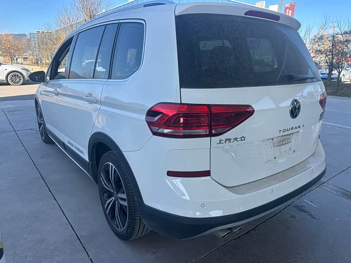 Volkswagen Touran L 2021 2021款 途安L 280TSI DSG拓界版 7座