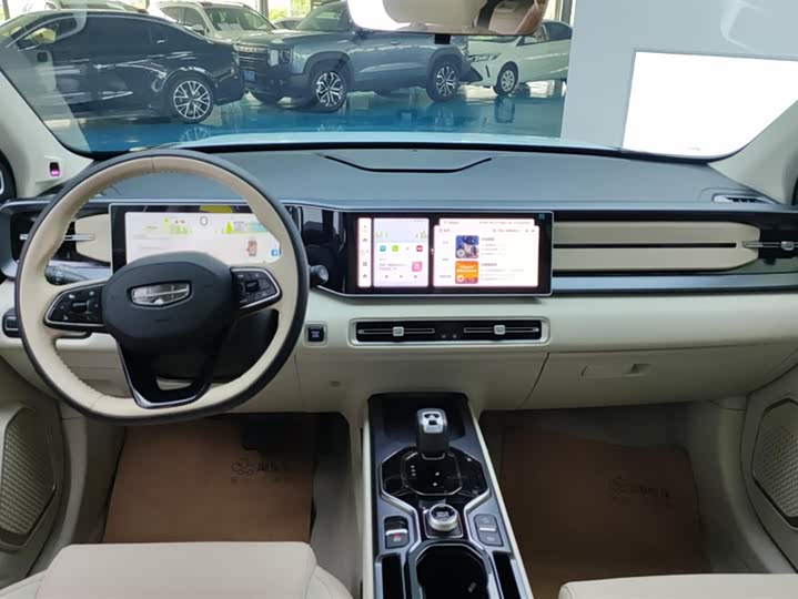 Geely Icon 2023 2023款 1.5TD 巧克力醇臻版