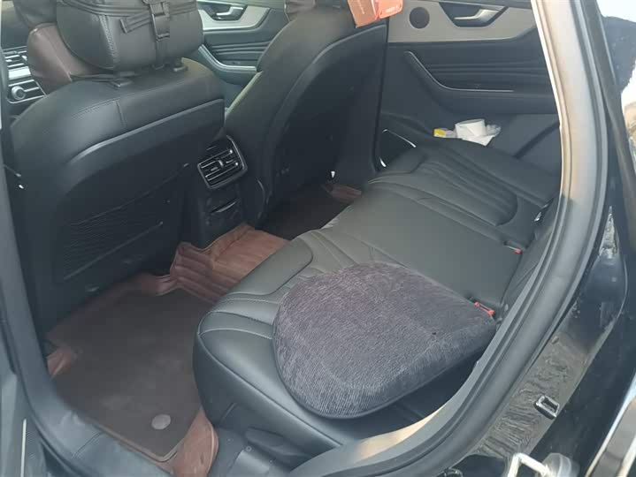 Hongqi HS5 2025 2025款 2.0T 两驱玄影版