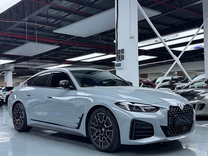 BMW 4 Series 2024 2024款 430i Gran Coupe M运动曜夜套装