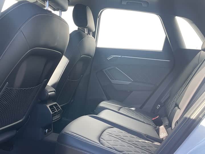 Audi Q3 2024 2024款 35 TFSI 时尚动感型