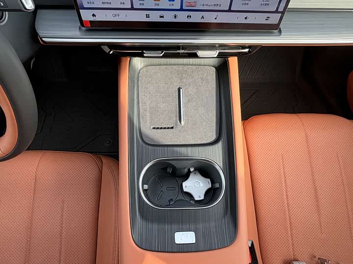 Dongfeng Yipai eπ 007 2025 2025款 纯电 565四驱Max领航版