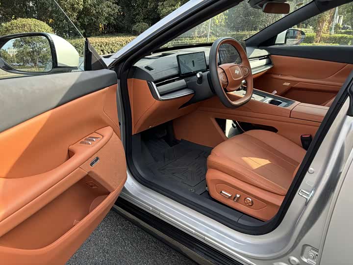 Dongfeng Yipai eπ 007 2025 2025款 纯电 565四驱Max领航版