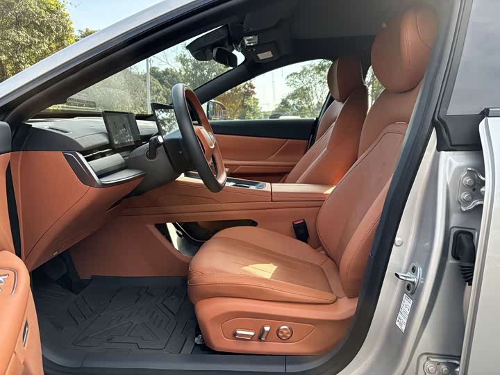 Dongfeng Yipai eπ 007 2025 2025款 纯电 565四驱Max领航版