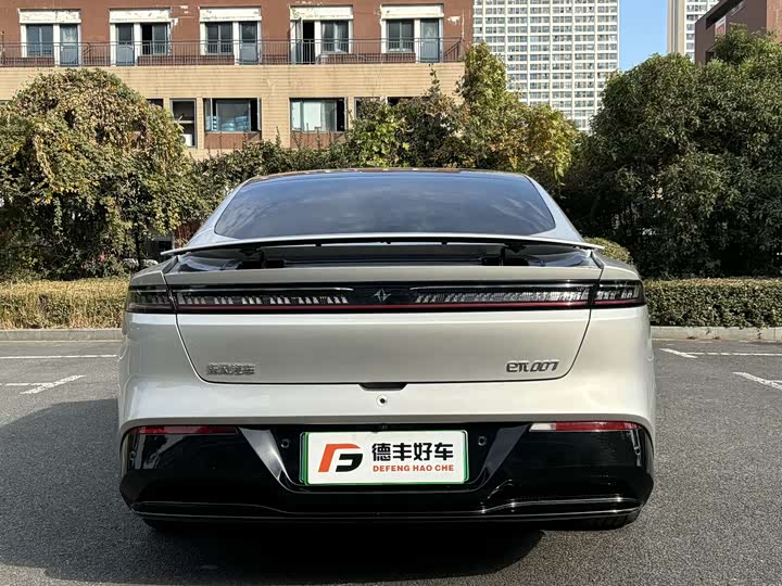 Dongfeng Yipai eπ 007 2025 2025款 纯电 565四驱Max领航版