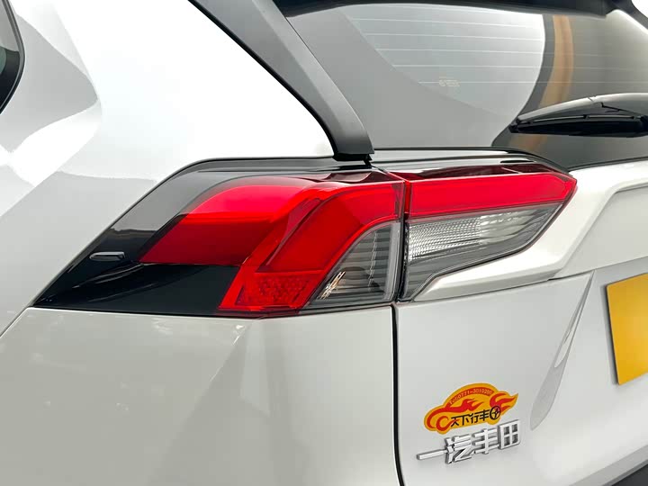 Toyota RAV4 2024 2024款 2.0L CVT两驱风尚版