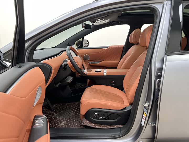 Changan Qiyuan (Nevo) E07 2025 2025款 纯电 四驱 90kWh Ultra高性能版